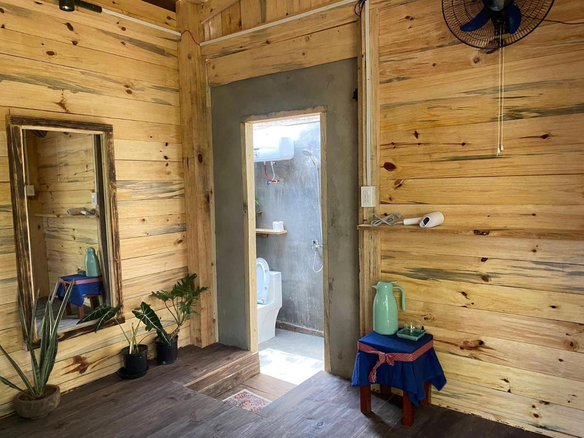 La Maison Homestay Mang Den Κον Τουμ Εξωτερικό φωτογραφία